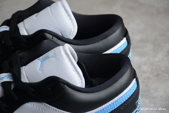 DC0774-041 University (W) Jordan Low  Blue Black 1 DC0774-041 White 0408